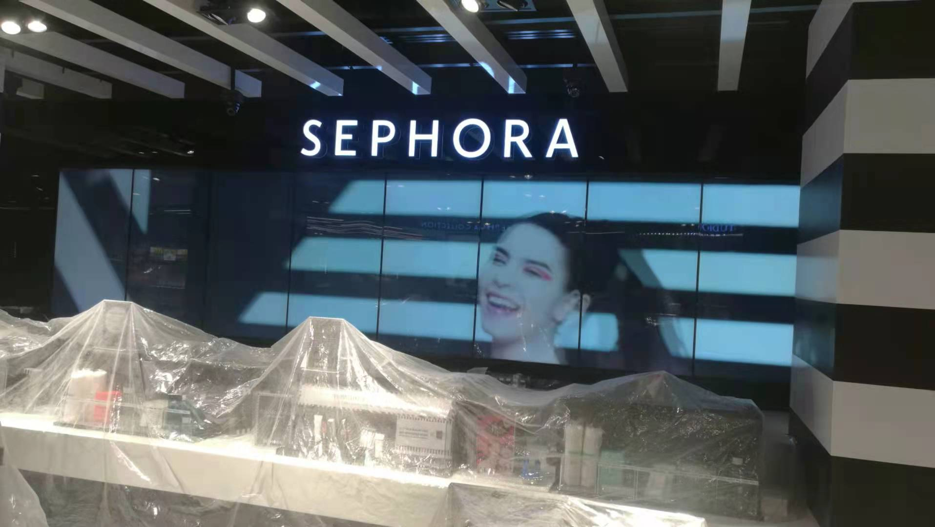 泰国曼谷SEPHORA化妆品连锁店